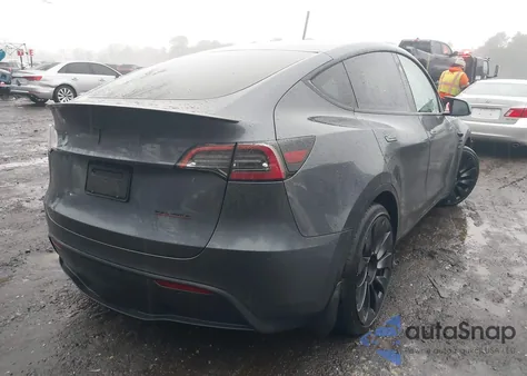 2023 Tesla Model Y Performance Dual Motor All-Wheel Drive z USA, uszkodzony, nr VIN 7SAYGDEF1PF873659